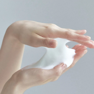 Detergente Spumogeno Anti-Acne al Noni