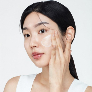 Crema Skin-Glow Essence