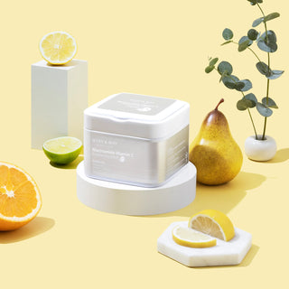 Maschera illuminante alla niacinamide e vitamina C