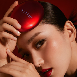 Maschera adatta al cuscino rosso