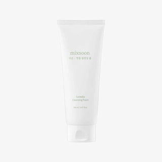 Schiuma detergente alla centella